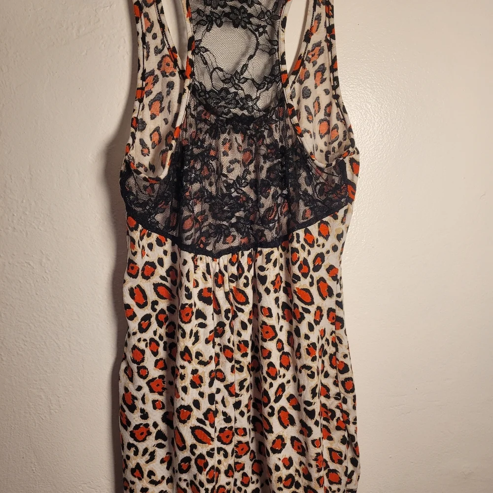 Leopard Print Lace Racerback Tank Top - Picture 3 of 3